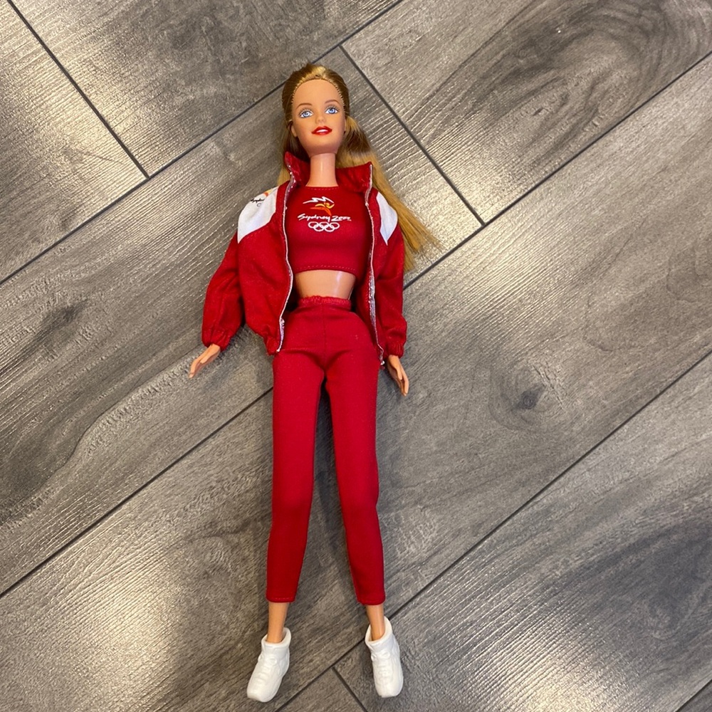 1999 Mattel Barbie 2000 Sydney Olympics Team Fan Doll Special Edition